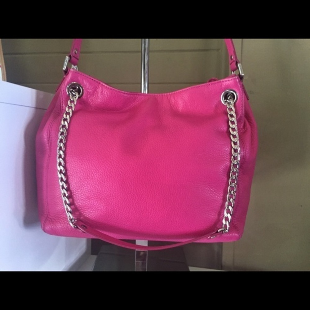 Authentic Michael Kors Jet Set Chain Medium Tote - Picture 3 of 7